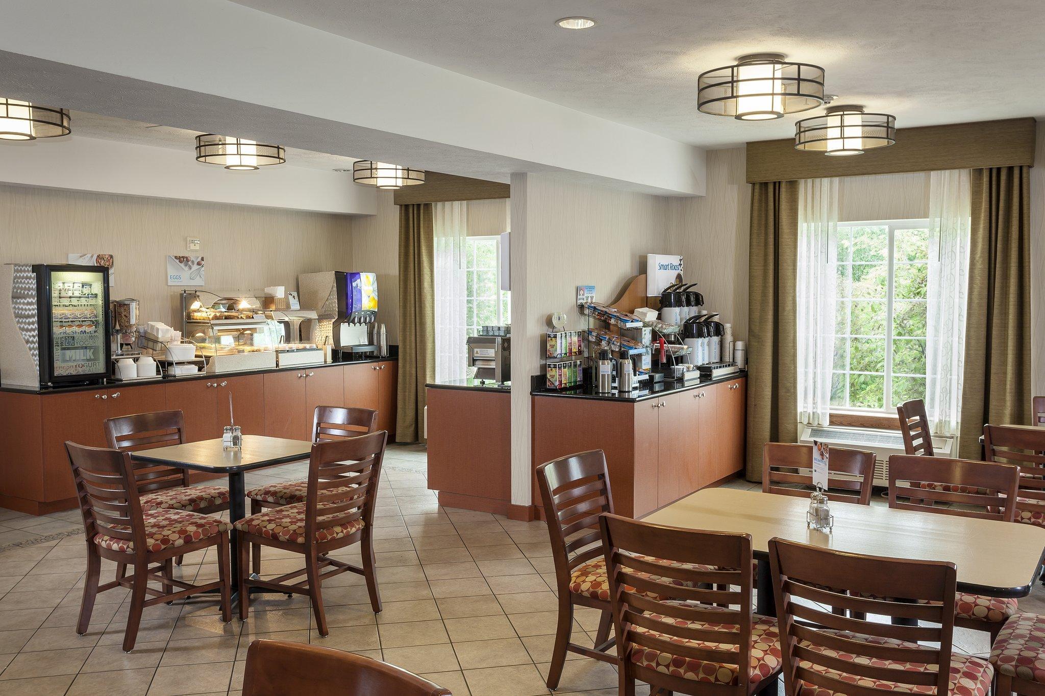 Готель Wyndham Garden Anchorage Airport Екстер'єр фото