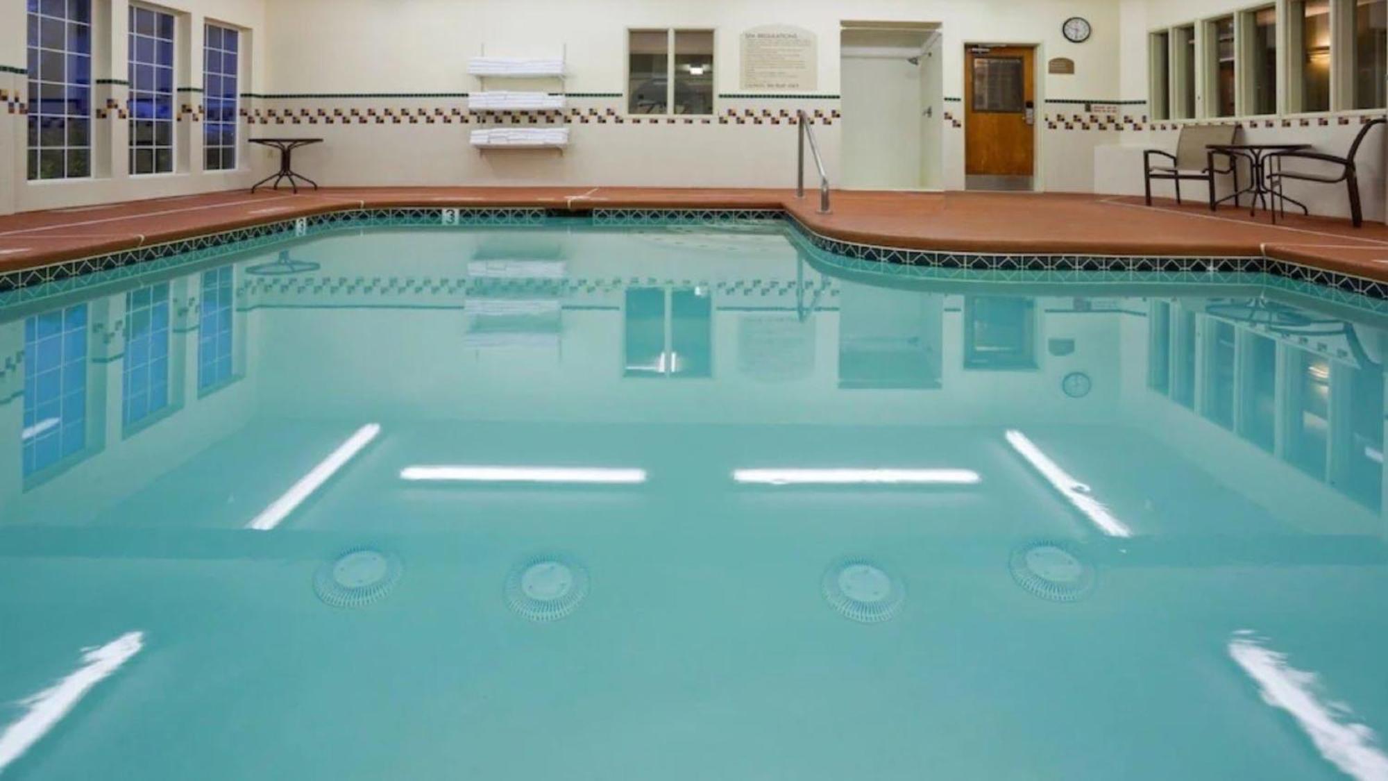 Готель Wyndham Garden Anchorage Airport Екстер'єр фото